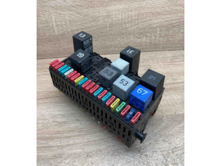 Блок предохранителей 357937039 Volkswagen Transporter - Caravelle T4