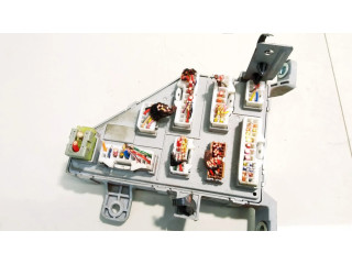 Pojistková skříňka 911102e501 Hyundai Tucson JM 2006