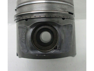 Поршень Land Rover Discovery Sport