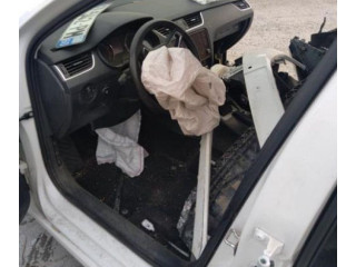 Моторчик дворников 5E1955023B    Skoda Octavia Mk3 (5E)