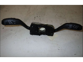 Ручка стеклоочистителей Skoda Roomster (5J)