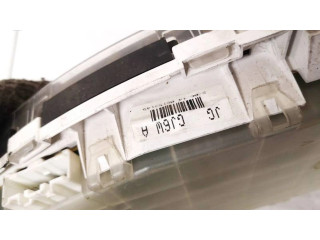 Přístrojová deska Mazda 6 2002 gj6wa