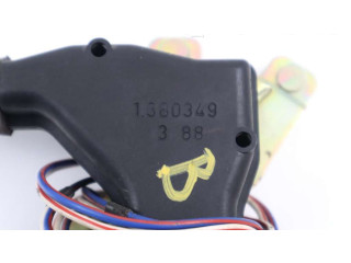 Zámek zadních dveří 1380349   Volvo 740 1988