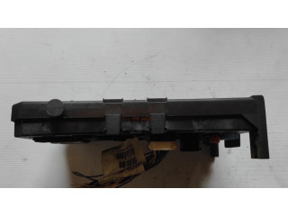 Блок предохранителей 9661940480, 281171702B Ford Fiesta