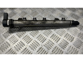 Топливная рампа A6390700495, A6110780449 Mitsubishi Colt 1.5