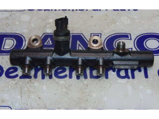 Vstřikovací lišta 175215346R, H8201157327 Dacia Dokker