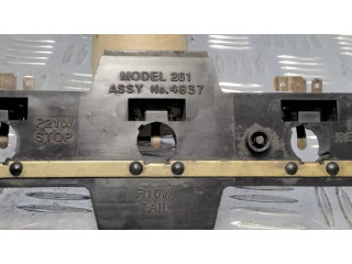 Держатель крышки лампы заднего фонаря