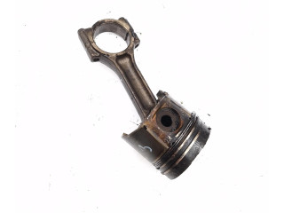 Píst Renault Megane II F9Q 800