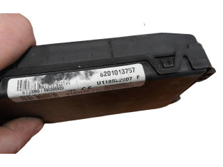 Блок комфорта 8201013757, 8200826300 Dacia Sandero