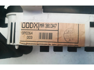 Панель приборов MR381347 Mitsubishi Carisma