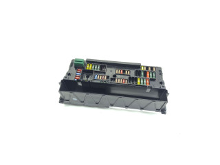 Блок предохранителей 9210863, 921086302   BMW X3 F25    