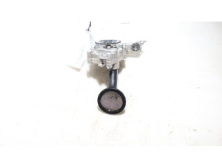 Масляный насос Peugeot 2008 I