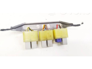 Блок предохранителей  9008087019, 90080-87019   Toyota Corolla Verso AR10    