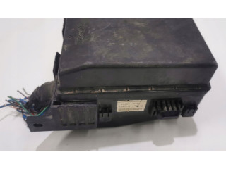 Блок предохранителей 605040568 Mitsubishi Outlander