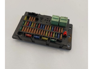 Блок предохранителей    Mini One - Cooper R50 - 53    