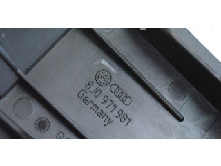 Крышка блока предохранителей 8J0971981 Audi A4 Allroad