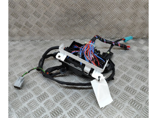 Блок предохранителей  31384034, 31676133   Volvo XC90    