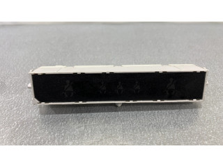 Дисплей    50513905   Alfa Romeo Giulietta