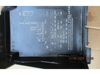 Блок предохранителей  91950A2740   KIA Ceed    