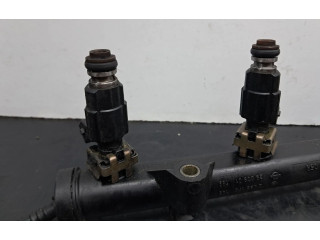 Топливная рампа 030133319L   Volkswagen Golf IV   для двигателя AHW|AKQ|APE|AXP|BCA