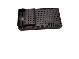 Блок предохранителей  08696040   Volvo V70    