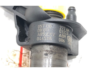 Vstřikovač    Audi A8 S8 D3 4E     