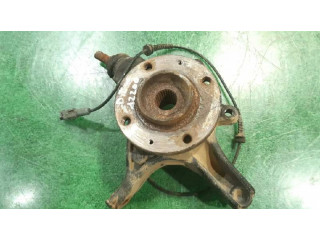 Передний поворотный кулак (ступица, цапфа)