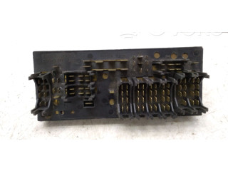 Блок предохранителей 443941822B Audi 80 90 S2 B4