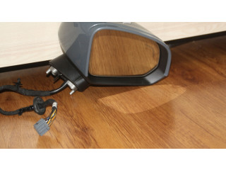 Зеркало электрическое Volvo XC40 - года