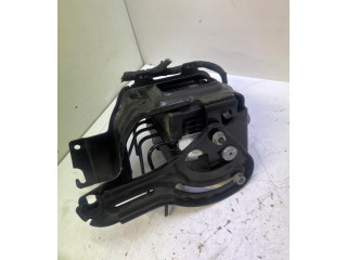 Блок АБС 9817961380   Peugeot  2008 I  2013 - 2019 года