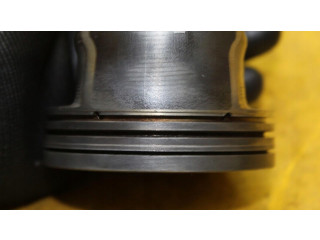 Píst Mercedes-Benz A W169