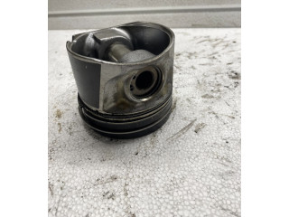  Поршень  86L77  Nissan X-Trail T30 для дизельного двигателя 