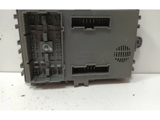 Блок предохранителей 96867123   Chevrolet Chevy Van      