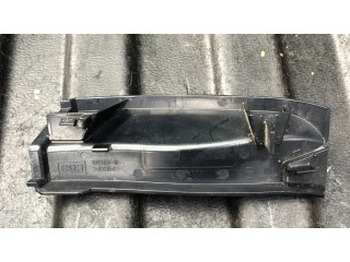 Отделка (ленточка) заднего фонаря