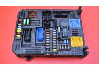 Блок предохранителей  9832881080, 9832881080   Peugeot 2008 I    