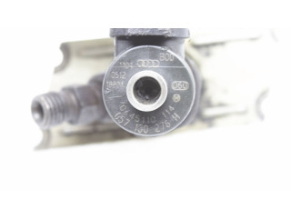 Vstřikovač 0445110114, 057130276h Audi A8 S8 D2 4D