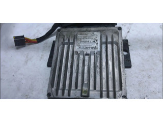 Блок управления двигателя 6001548914, 8200513058   Dacia Logan I
