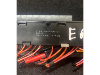 Блок предохранителей 6957330   BMW 5 E60 E61    