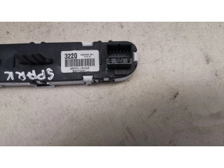 Дисплей    94573220   Chevrolet Spark