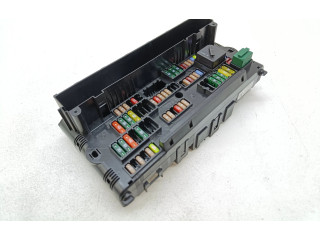 Блок предохранителей 9210863   BMW X3 F25    