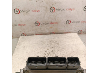 Блок управления двигателя 237102213R, 237102720R   Dacia Dokker