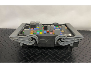 Pojistková skříňka 22798217 Cadillac Escalade 2012