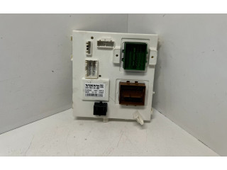 Блок комфорта 32217667, 32217667AA   Volvo XC90   