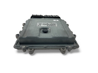 Блок управления двигателем Блок управления 31303095AC, 0281016616   Volvo V70