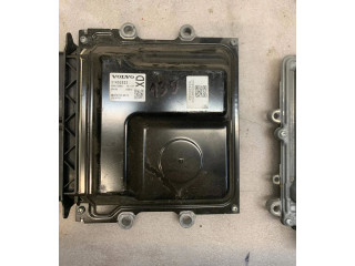 Блок управления двигателя 31452623 Volvo S60