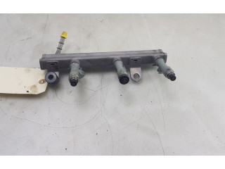 Vstřikovací lišta 1611551580, 1611551580 Peugeot 108 1KRFE(CFB)