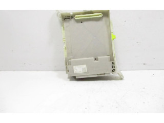 Pojistková skříňka 8273060160 Toyota Land Cruiser (J120) 2011