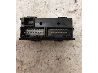 Блок предохранителей 91951-3x130   KIA Ceed    