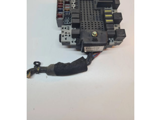 Блок предохранителей 8688153, 8645729 Volvo S80