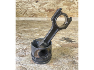 Píst M57TUE2 BMW 5 E60 E61 M57